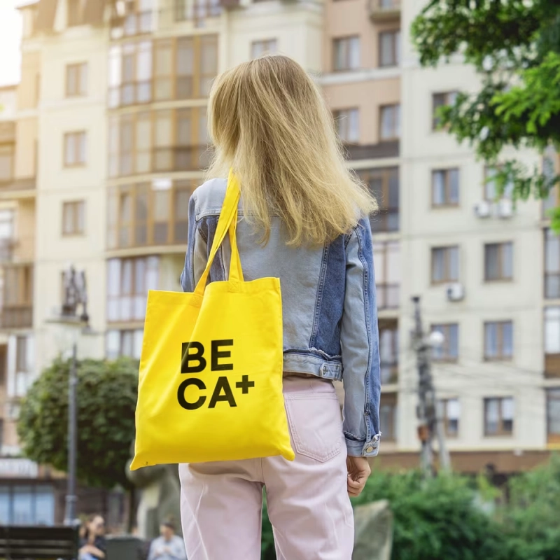 选择帆布袋作为促销礼品